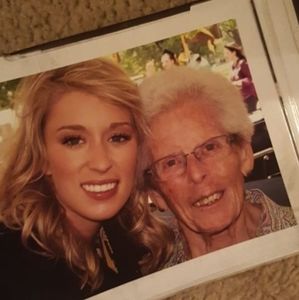 Meet your Posher, April